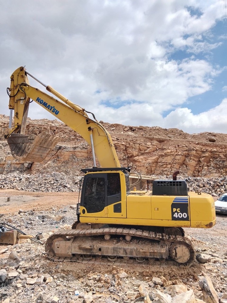 بیل کوماتسو 400 خط 8r مدل 2019