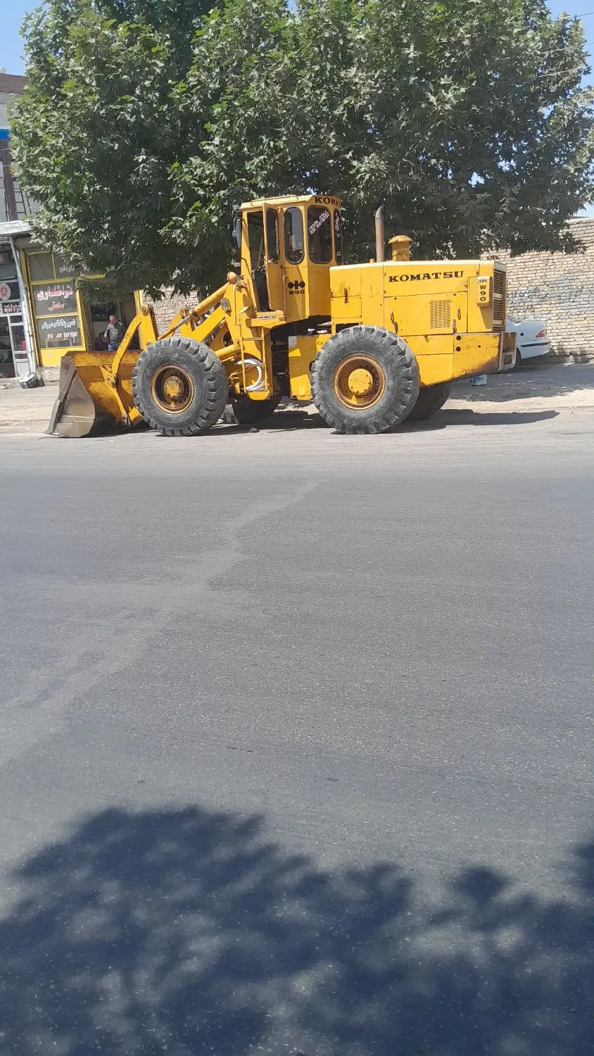 لودر کوماتسو W90 آماده فروش